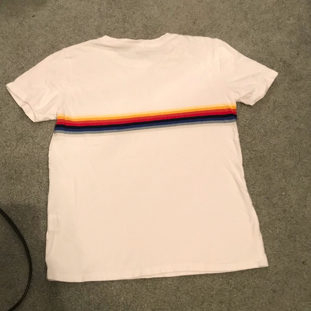 Brandy Melville T-shirt - Picture 2 of 2